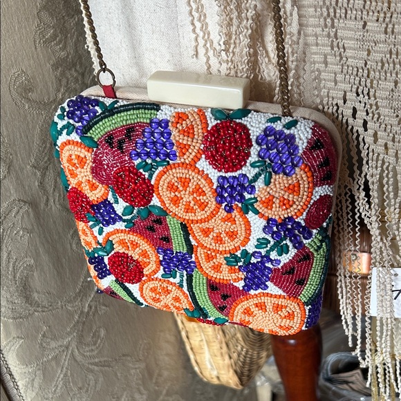 Beaded Fiesta Fruit Slices Crossbody Clutch Bag - Picture 12 of 13